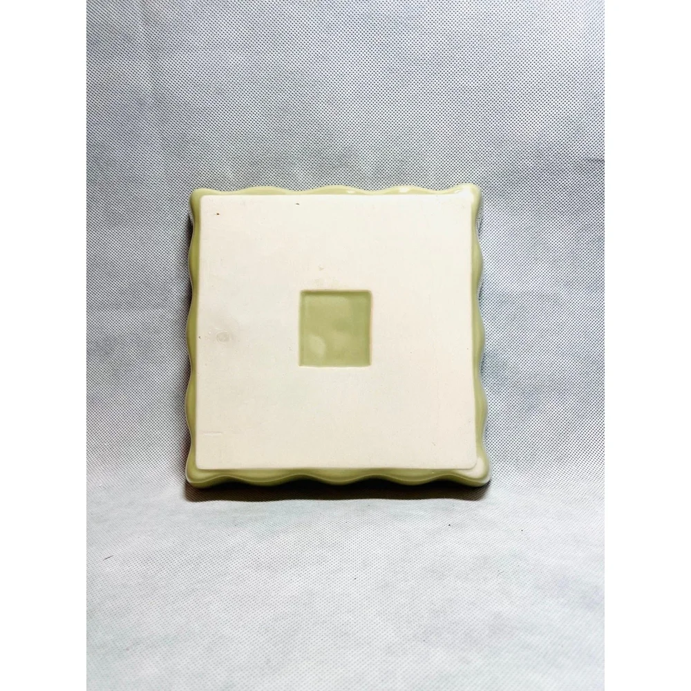 Vintage Square Scalloped Ceramic Baking Dish 7.5 Green Beige Stoneware Casserole
